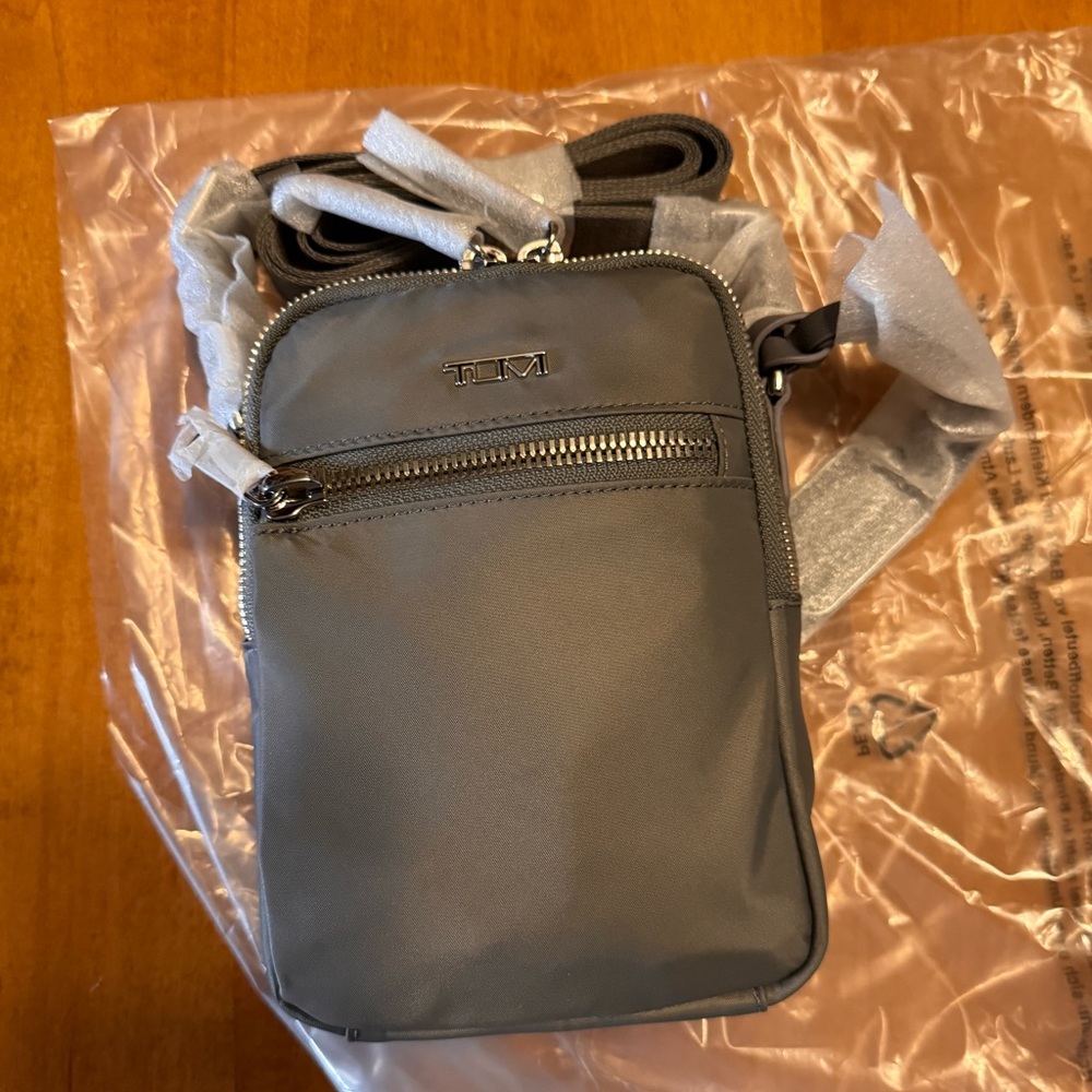 Tumi Persia Crossbody Bag - New Gray